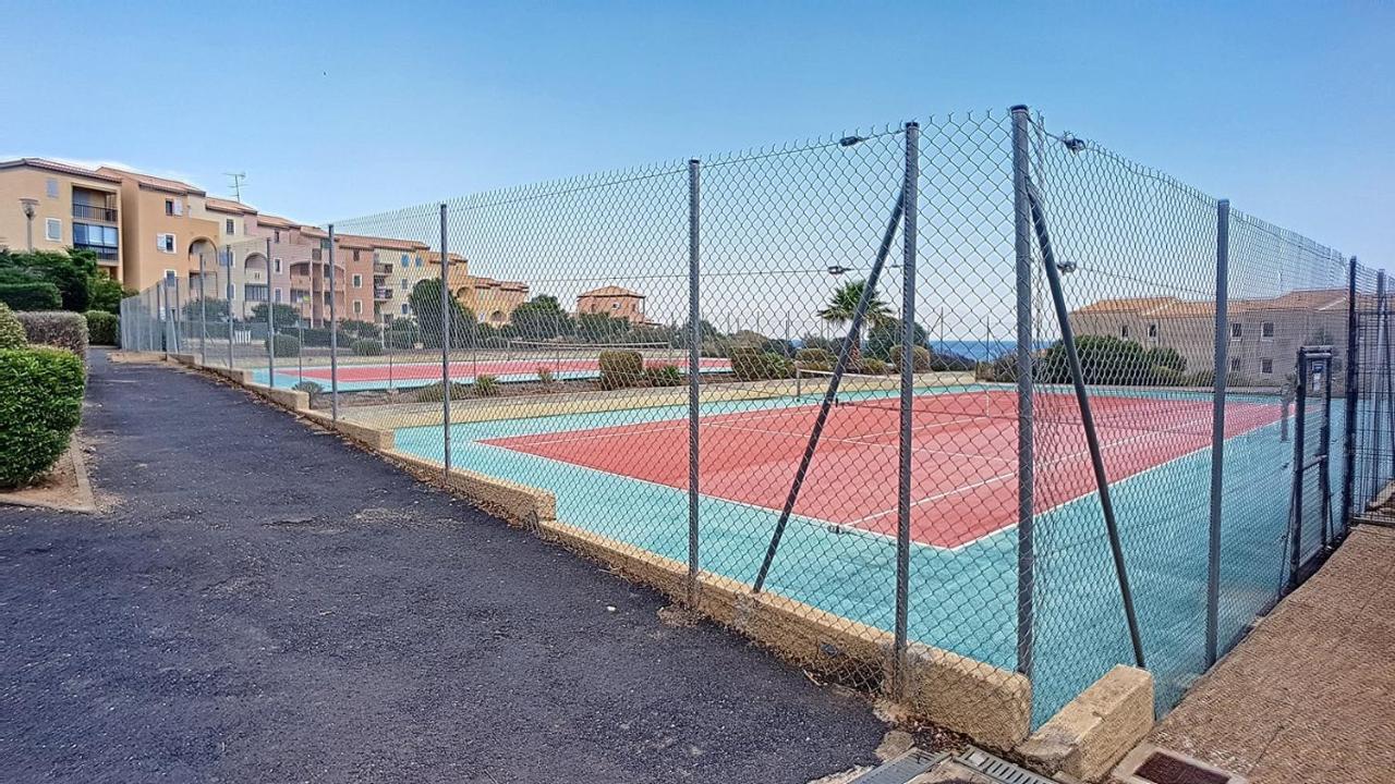 Appartement T3 Avec Terrasse Donnant Sur La Mer Sur Saint Pierre La Mer المظهر الخارجي الصورة